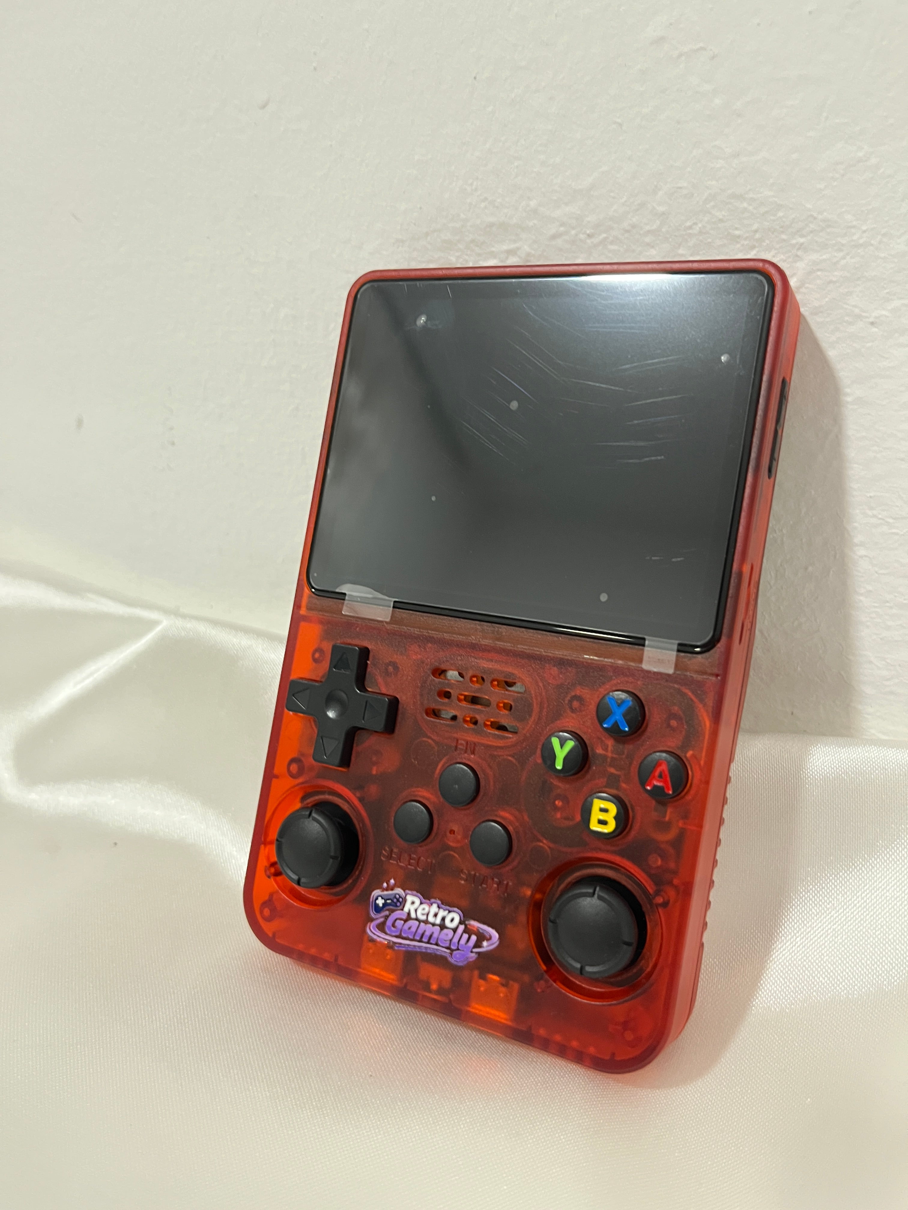 R36S Handheld Game Console – Retro Gaming Console