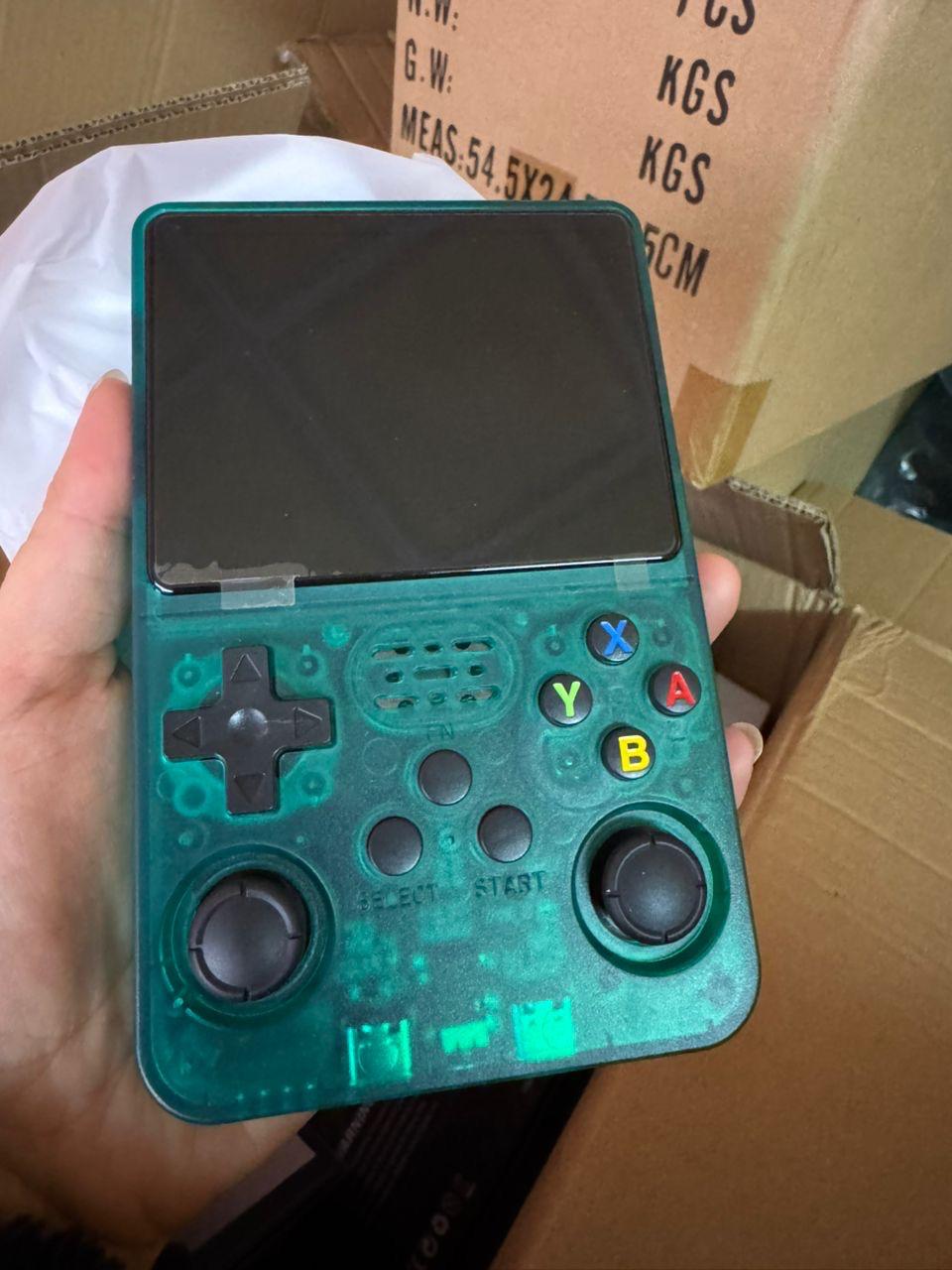 R36S Handheld Game Console – Retro Gaming Console